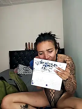 Yaumiko online show from February 2026 03:23:01 PM