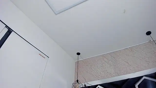 Snapshot of _Lixth_ chatting on December 2024 10:10:01 PM Lixth online show from December 2024 10:10:01 PM