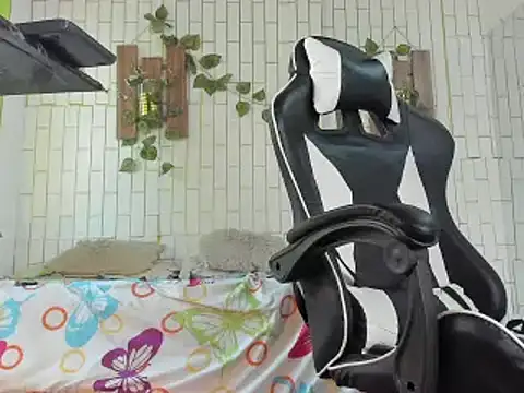 jacksson lawrence online show from January 2025 03:36:02 PM