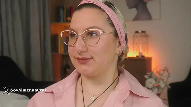 Ximenna Cruz online show from February 2026 11:28:01 AM