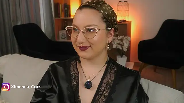 Ximenna Cruz online show from March 2026 05:52:02 PM