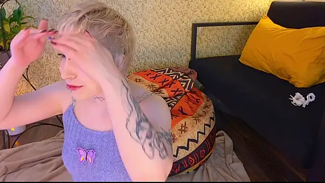 EmmyAmbros online show from March 2025 09:57:01 AM