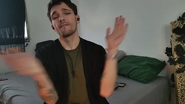 JackDesFeux online show from November 2025 04:11:02 PM