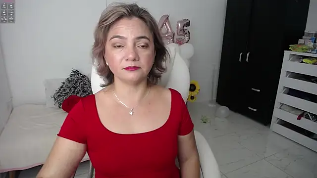Snapshot of ana_milf chatting on January 2025 01:22:01 PM ana milf online show from January 2025 01:22:01 PM