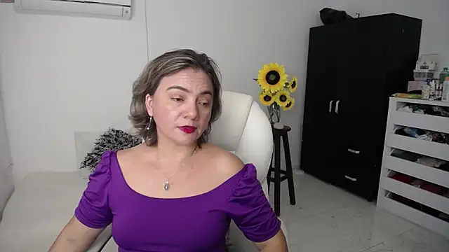 Snapshot of ana_milf chatting on March 2025 03:07:02 PM ana milf online show from March 2025 03:07:02 PM
