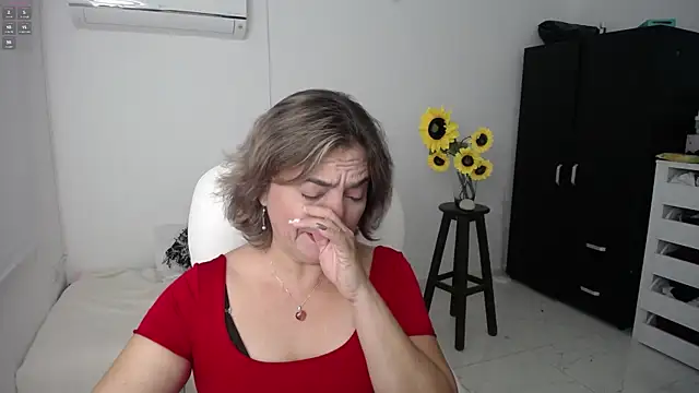 Snapshot of ana_milf chatting on March 2025 01:46:01 AM ana milf online show from March 2025 01:46:01 AM