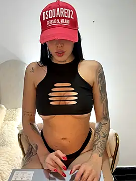 Snapshot of Manelik_couper chatting on November 2025 01:06:02 AM Manelik couper online show from November 2025 01:06:02 AM