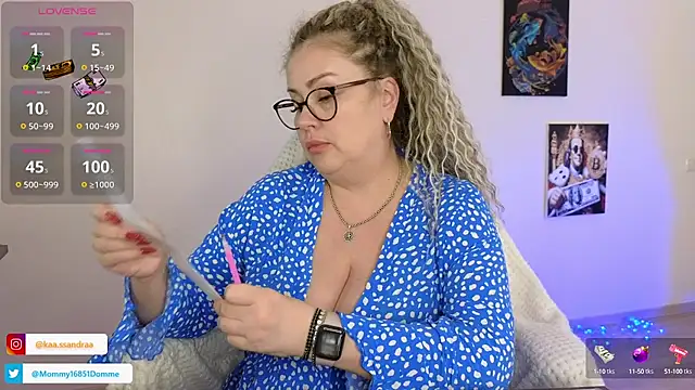 misskaassandraa online show from January 2025 07:45:01 PM