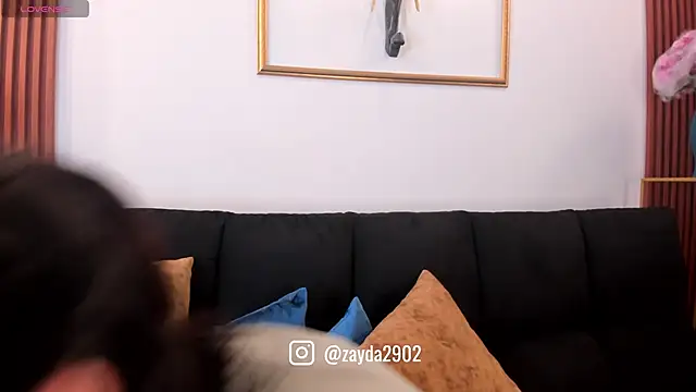 Zayda 1 online show from October 2025 06:17:01 PM