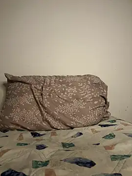 Yulia sx online show from February 2025 09:43:01 PM