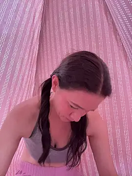 Yulia sx online show from February 2026 10:46:02 PM