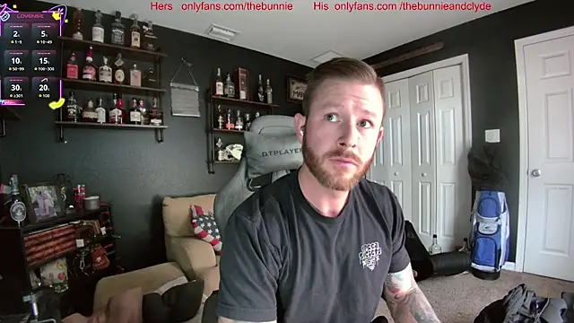 chillinthemosttt online show from October 2025 03:14:02 PM