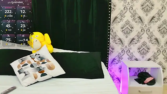 Sara Desire online show from October 2025 03:23:02 AM