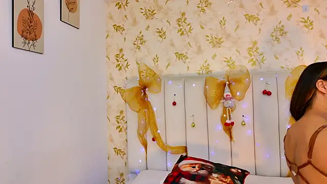 Sara Desire online show from December 2025 12:21:01 PM