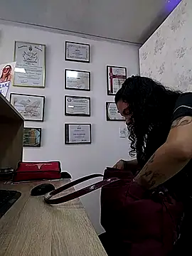 Snapshot of rebekka_simpson chatting on March 2025 03:05:02 PM rebekka simpson online show from March 2025 03:05:02 PM