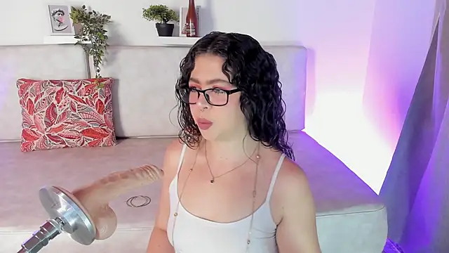 Malka Burning online show from February 2025 08:21:01 PM