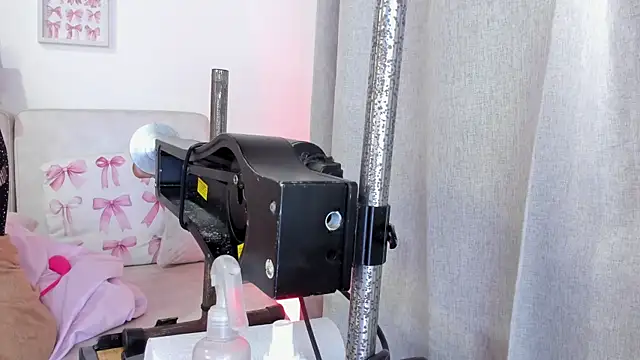 Malka Burning online show from October 2025 08:06:02 PM