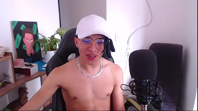 Snapshot of jay_dimarco2 chatting on February 2026 05:53:02 PM jay dimarco2 online show from February 2026 05:53:02 PM