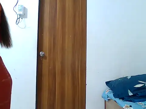 Snapshot of sparkling_queen chatting on March 2025 05:24:02 AM sparkling queen online show from March 2025 05:24:02 AM