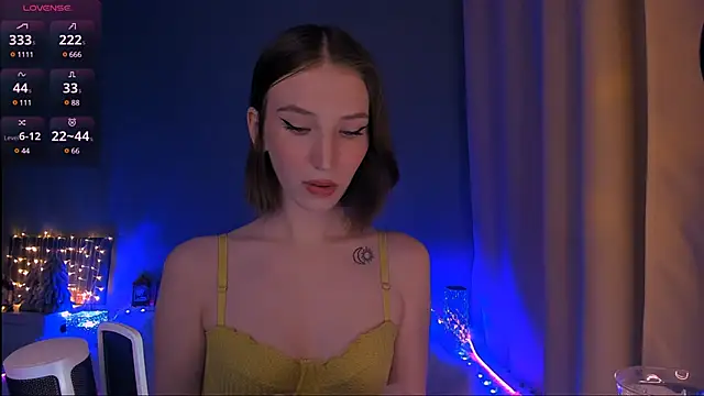 Snapshot of ellaamber chatting on January 2025 12:46:01 AM ellaamber online show from January 2025 12:46:01 AM
