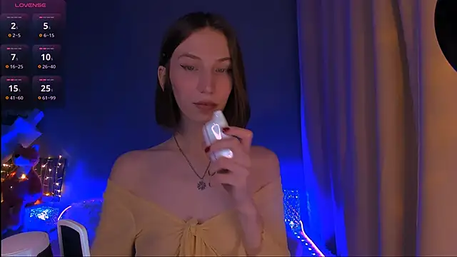 Snapshot of ellaamber chatting on March 2025 10:08:02 PM ellaamber online show from March 2025 10:08:02 PM