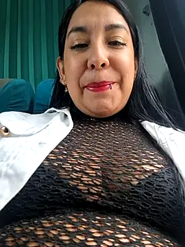 Bella keny online show from October 2025 04:46:01 PM