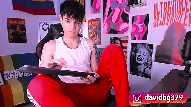 cinnamon boyxxx online show from February 2025 03:59:02 AM