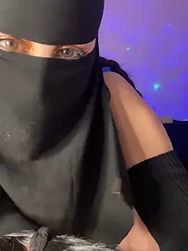 Snapshot of Jumanaa chatting on February 2026 07:28:01 PM Jumanaa online show from February 2026 07:28:01 PM