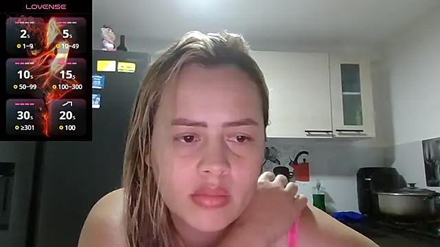 Snapshot of saramartinez1000 chatting on February 2025 02:50:02 AM saramartinez1000 online show from February 2025 02:50:02 AM