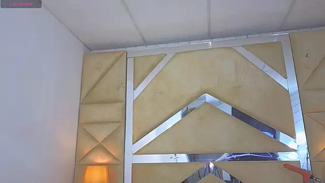 Snapshot of Tiphani_walker_ chatting on November 2025 11:15:01 PM Tiphani walker online show from November 2025 11:15:01 PM