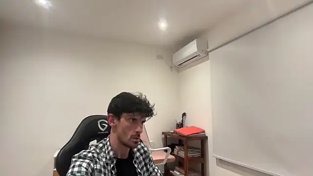 nicolaaaaas online show from October 2025 06:22:02 AM