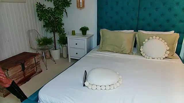 BriannaHart online show from December 2025 07:50:02 AM