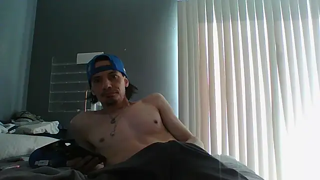 gifted723 online show from December 2025 08:15:01 PM