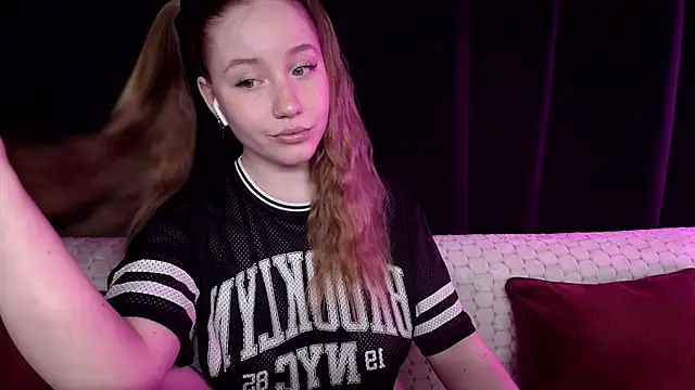 SindiWatsoon online show from February 2025 05:50:01 PM