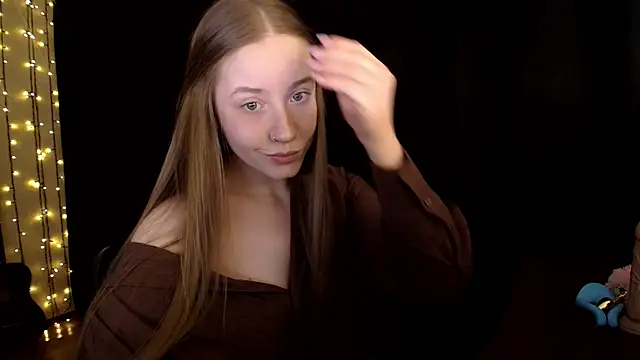 SindiWatsoon online show from February 2026 03:41:02 PM