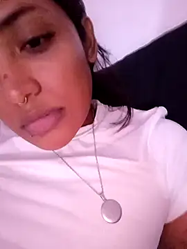 VictoireFeller online show from October 2025 04:24:01 AM