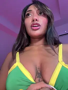 VictoireFeller online show from February 2026 03:32:02 AM