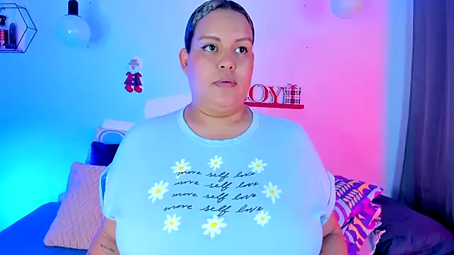 monicabbw  online show from December 2024 11:21:01 PM