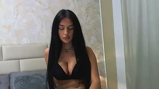 Snapshot of LuanaDess chatting on March 2025 07:46:02 PM LuanaDess online show from March 2025 07:46:02 PM