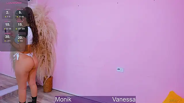 Wetnaughtygirls online show from January 2026 01:31:02 AM