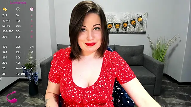 Emily Midlton online show from November 2025 01:56:02 PM