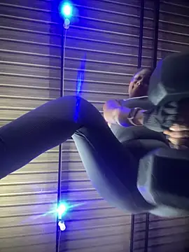 Berry Bans online show from December 2025 05:18:02 PM