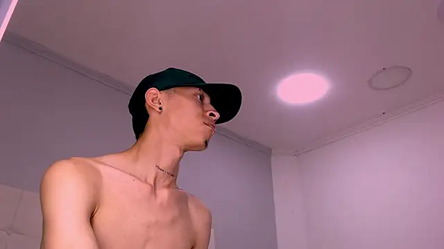 Smith maicol online show from November 2025 07:12:02 PM