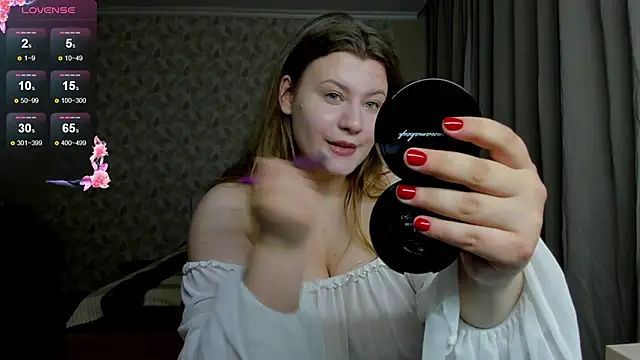 Snapshot of MariaStuart chatting on November 2025 11:18:02 PM MariaStuart online show from November 2025 11:18:02 PM