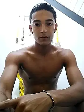 Demiansteven2 online show from December 2024 01:47:02 AM