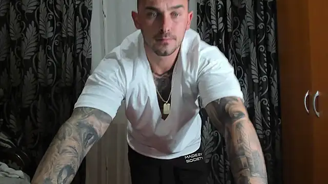 Jonmusclemaster online show from December 2024 08:50:01 PM