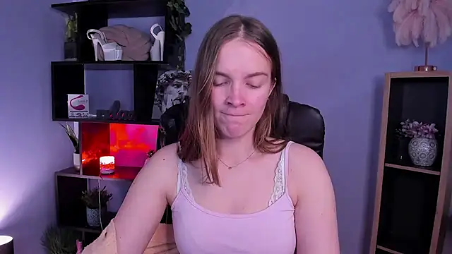 kenzie x online show from December 2024 11:04:02 AM