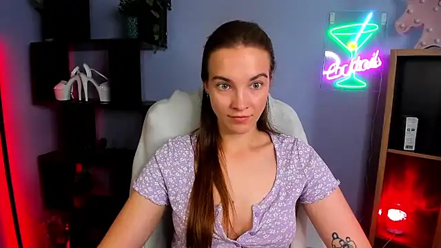 kenzie x online show from September 2025 06:37:02 AM