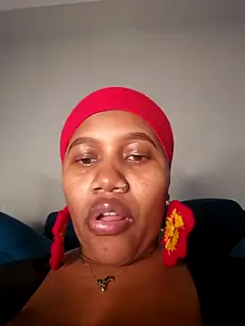 SquirtQueen222 online show from November 2025 05:15:02 PM