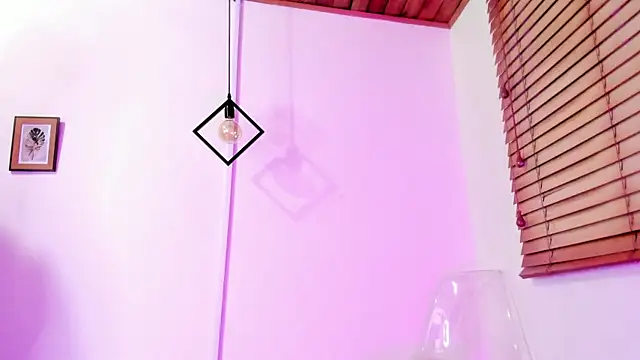 GENNESIS LOVE online show from December 2025 03:13:01 AM